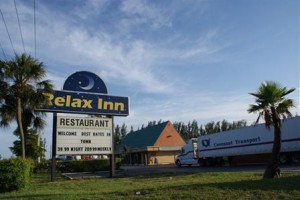 Relax Inn Pompano Beach Image