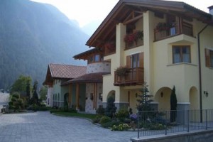Residence Il Giardino voted  best hotel in Croviana