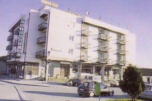 Residencial Bom Sucesso voted  best hotel in Vila de Prado