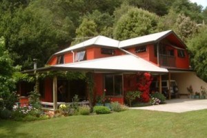 Retreat Inn Image