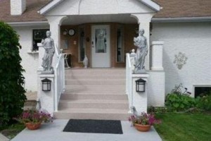 River Road Bed & Breakfast Image