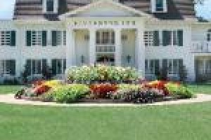 Riverbend Inn and Vineyard voted 6th best hotel in Niagara-on-the-Lake