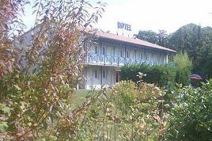 Riv'Hotel voted  best hotel in Maleville