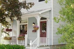 Rosa's Bed and Breakfast Kingston Image