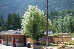 Rossland Motel Image