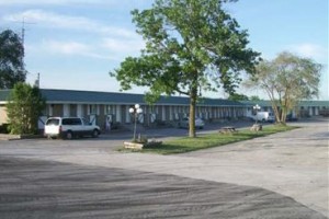 Royal Napanee Inn Image