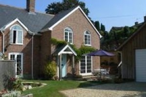 Rustic Cottage Salisbury Image