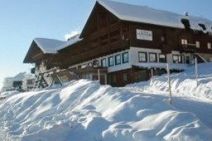 Sattleggers Alpenhof voted  best hotel in Greifenburg