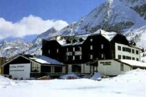 Savoia Hotel Ponte di Legno Image