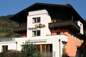 s'Brundl Yougendgastehaus Piesendorf voted 2nd best hotel in Piesendorf
