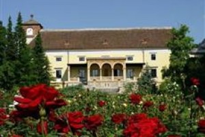 Schloss Weikersdorf Hotel voted 3rd best hotel in Baden