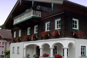 Schlosserhaus Appartements Image