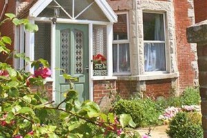 Sea House Bed and Breakfast Image