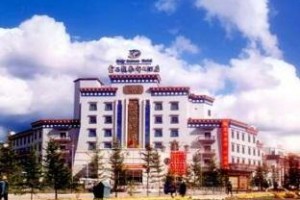 Shangri-La Longfengxiang Hotel voted 10th best hotel in Diqing