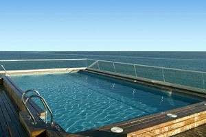 Suites Del Mar Image
