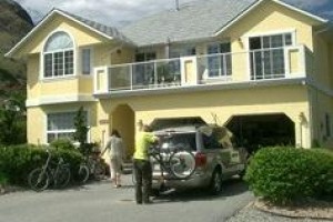 Sundial Bed & Breakfast Image