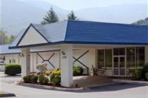 Super 8 Motel East Biltmore Asheville Image