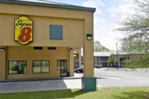 Super 8 Motel Gainesville (Georgia) voted 4th best hotel in Gainesville 