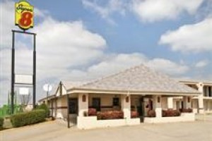 Super 8 Motel Marshall (Texas) voted 5th best hotel in Marshall 