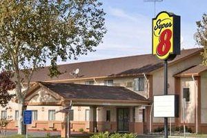 Super 8 Willows voted 5th best hotel in Willows