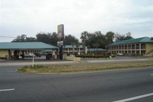 Super Inn voted  best hotel in West Pensacola
