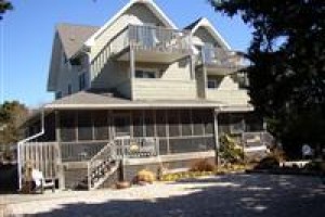 The Cove Bed and Breakfast voted  best hotel in Ocracoke
