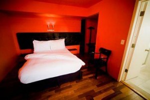 The Greens Hotel Image