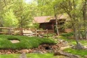 Homestead Cottages voted  best hotel in Ahwahnee
