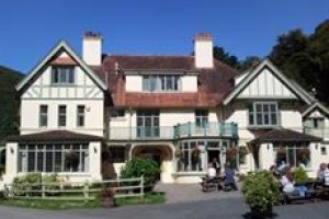 The Hunters' Inn voted  best hotel in Parracombe