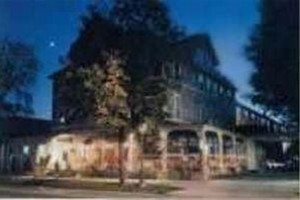 The Inn at Saratoga Image