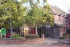 The Larches Guest House Norwich Image