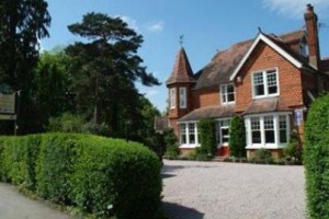 The Lawn Guest House Horley voted 7th best hotel in Horley