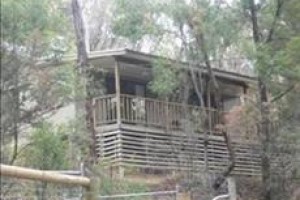 The Ledge Holiday House voted 10th best hotel in Halls Gap
