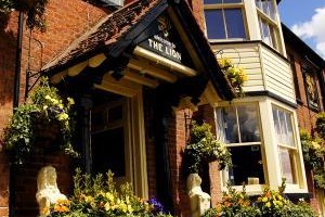 The Lion Waddesdon Hotel Aylesbury Image