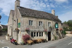 The Masons Arms Pub Cirencester voted 2nd best hotel in Cirencester
