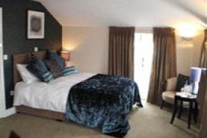 The Pheasant Inn Hungerford Image