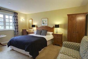 The Plough Hotel Clanfield voted  best hotel in Clanfield