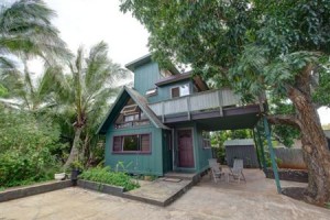 The Spyglass House Rentals voted 4th best hotel in Paia