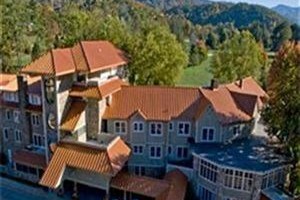The Waynesville Inn, Golf Resort & Spa voted 2nd best hotel in Waynesville