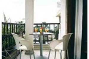 Theseas Hotel Apartments Paphos Image