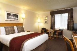 Thistle East Midlands Airport Hotel voted 2nd best hotel in Castle Donington