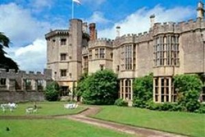 Thornbury Castle and Tudor Gardens voted  best hotel in Thornbury