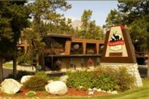Tonquin Inn voted 5th best hotel in Jasper 