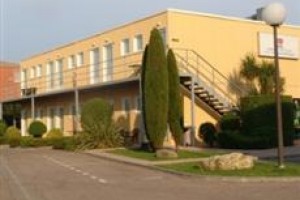 Top Motel Istres voted 4th best hotel in Istres