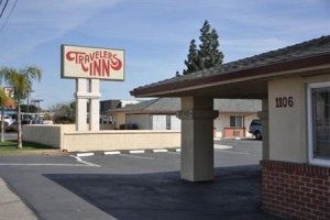 Travelers Inn Manteca Image