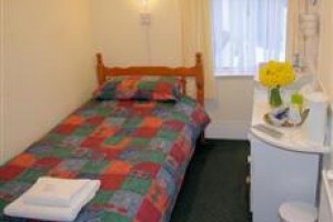 Trevellis Guest House Newquay Image