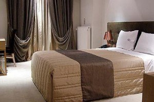 Trokadero voted  best hotel in Itea