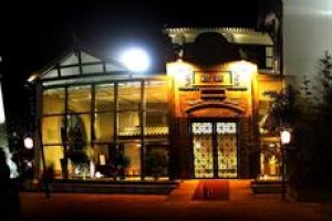 Upper Zen Hotel Emeishan Image