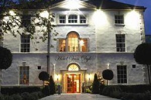Van Dyk Hotel voted 6th best hotel in Chesterfield