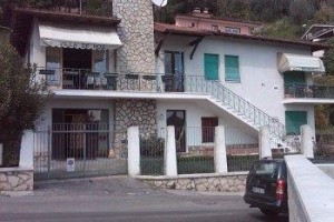 Villa De Ros Image